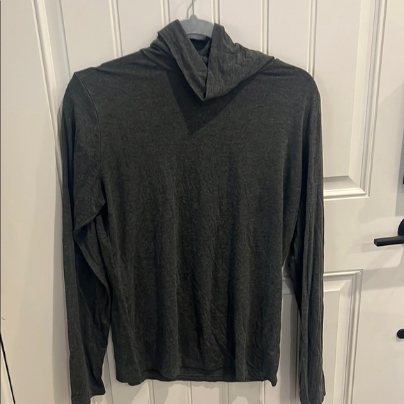 Women's heathered Gray Turtleneck Sweater (fits like M/L) - Picture 1 of 5